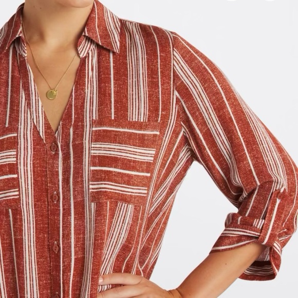 NWOT Rust 3/4 Sleeve Button Down Shirt with Tie Front - Picture 4 of 7